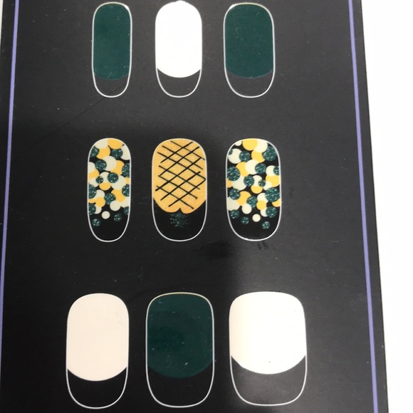 MODI by Amorepacific - Nail design tip -gel - BOGO same priced item - Picture 6 of 9